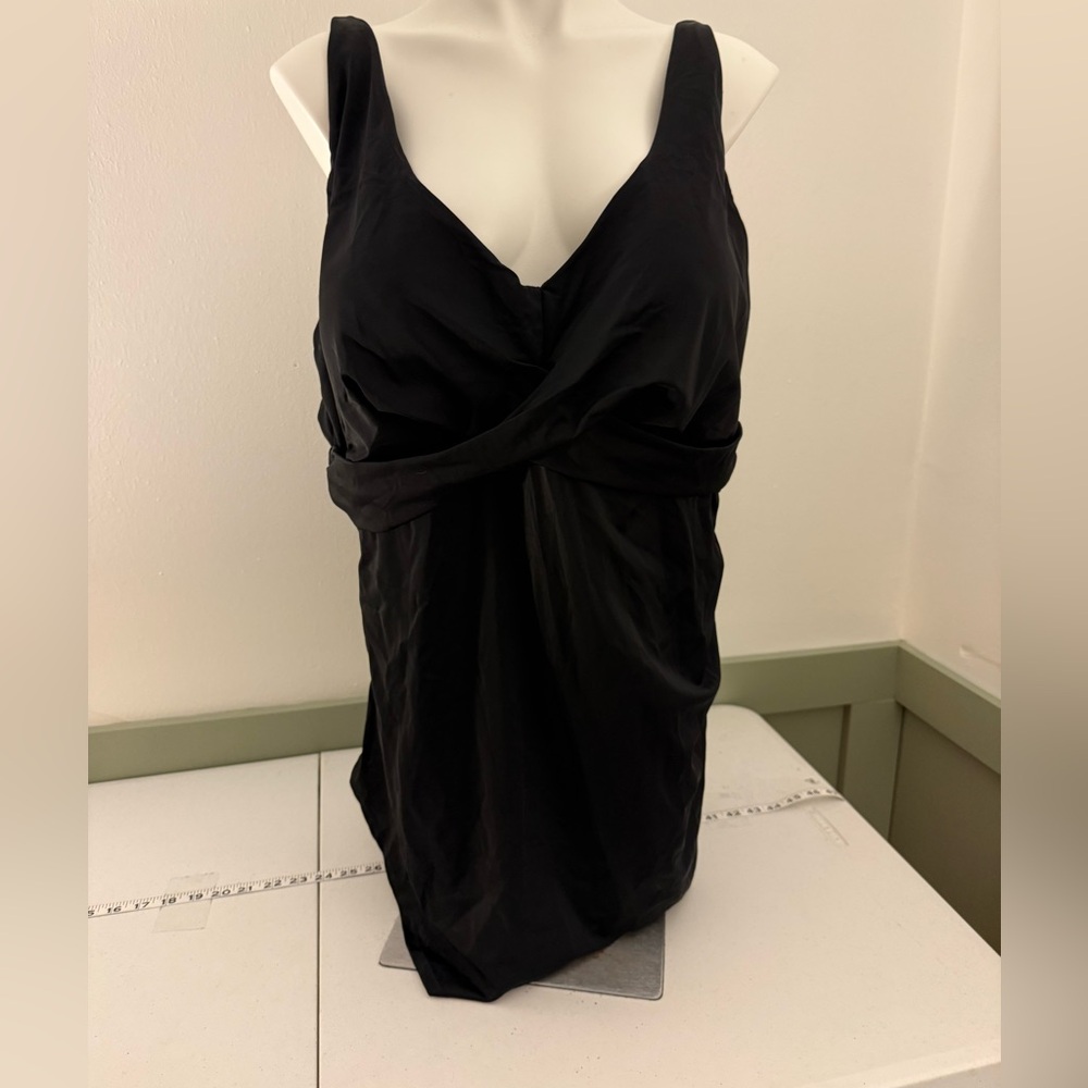 Women’s plus size swimsuit
